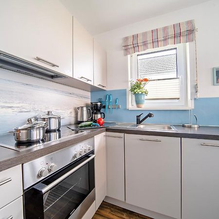 Ferienhaus Lieblingsplatz By Seeblick Ferien Oro, Direkte Wasserlage,Sauna,Kamin Olpenitz Exteriör bild