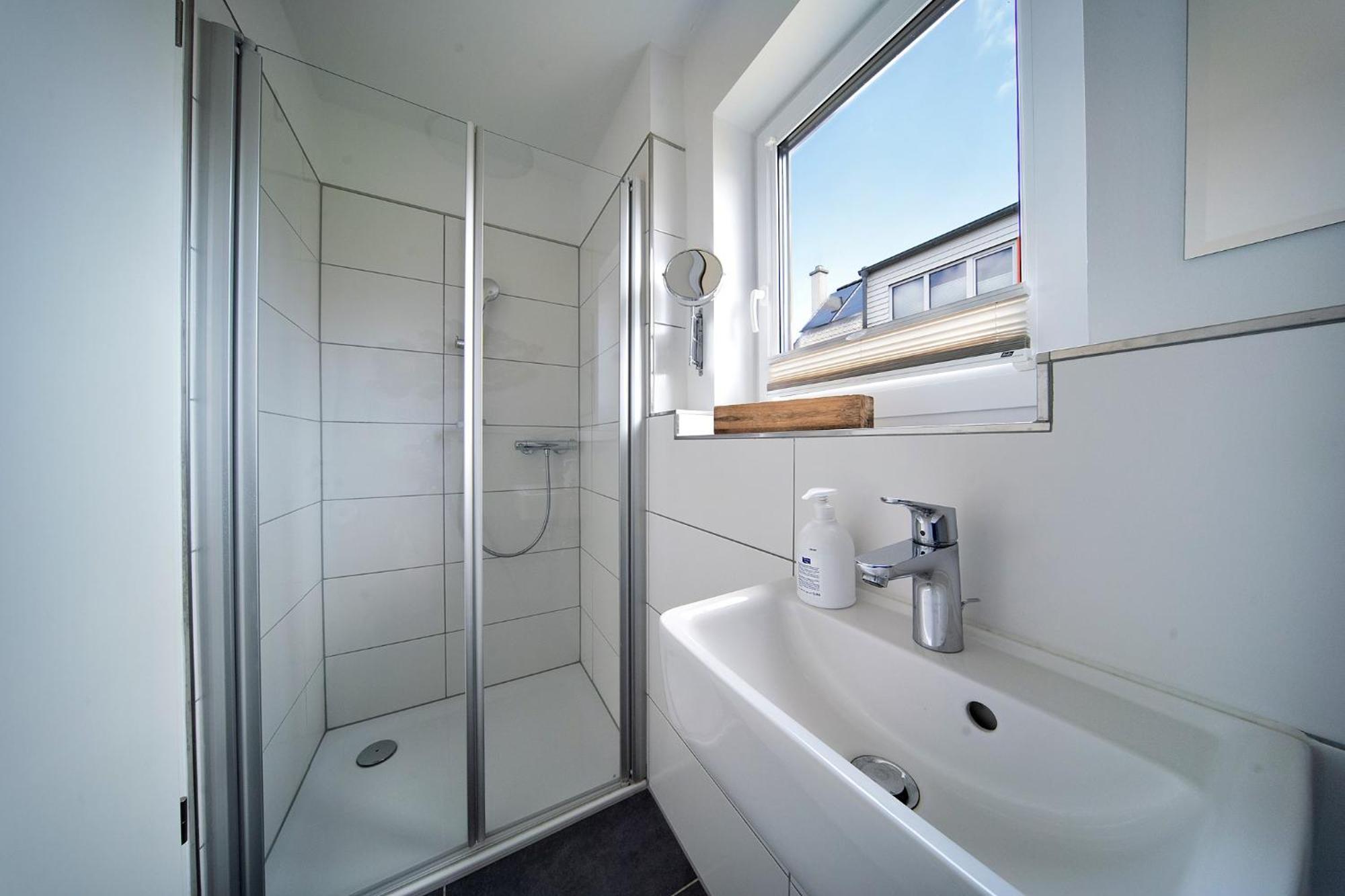 Ferienhaus Lieblingsplatz By Seeblick Ferien Oro, Direkte Wasserlage,Sauna,Kamin Olpenitz Exteriör bild